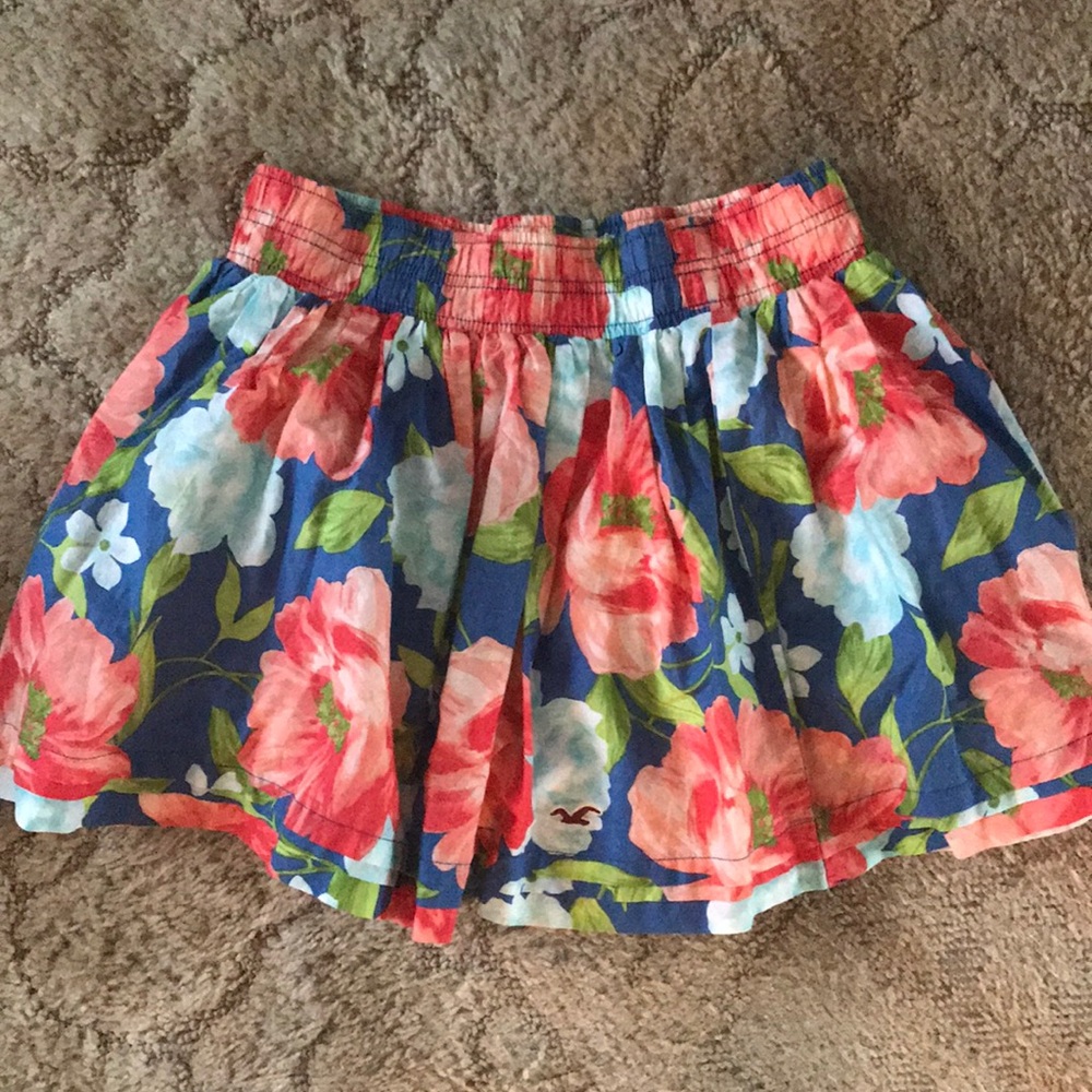 Hollister size Large skirt